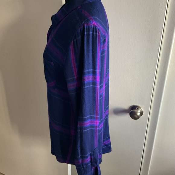 30. Rails Hunter Plaid Ultraviolet Button-Down Longsleeve Top Size Medium - Picture 6 of 7